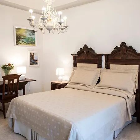 La Vetta -petite Spa- Couette-café *
